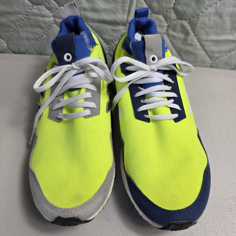 Men's Sz 9.5 Adidas Ultra Boost Mid Volt Blue Athletic Shoes - Picture 6 of 8